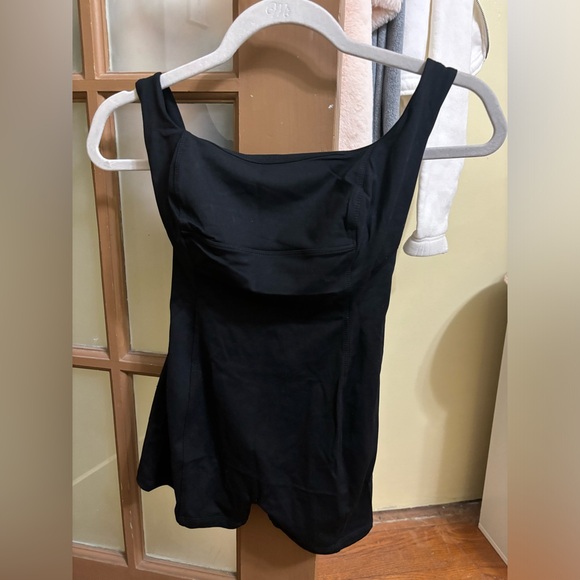 Monday swimwear workout romper size medium - Picture 4 of 5